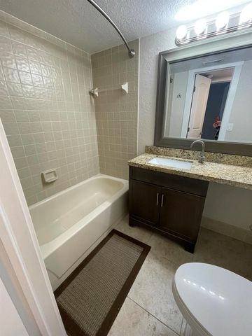 307 Liberty Court, Deerfield Beach, FL 33442