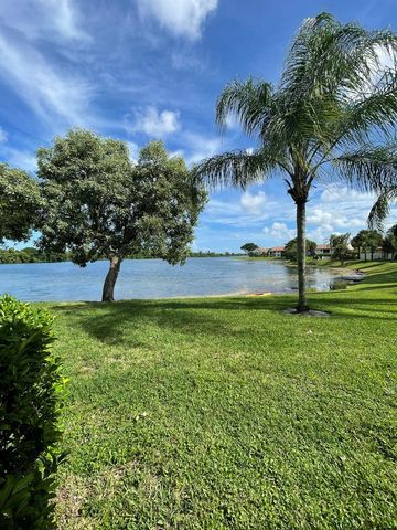 307 Liberty Court, Deerfield Beach, FL 33442