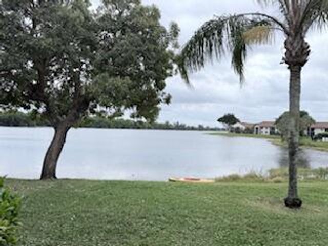 307 Liberty Court, Deerfield Beach, FL 33442