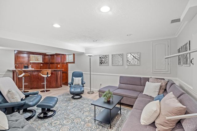 218 Silver Fox Court, Loveland, OH 45140