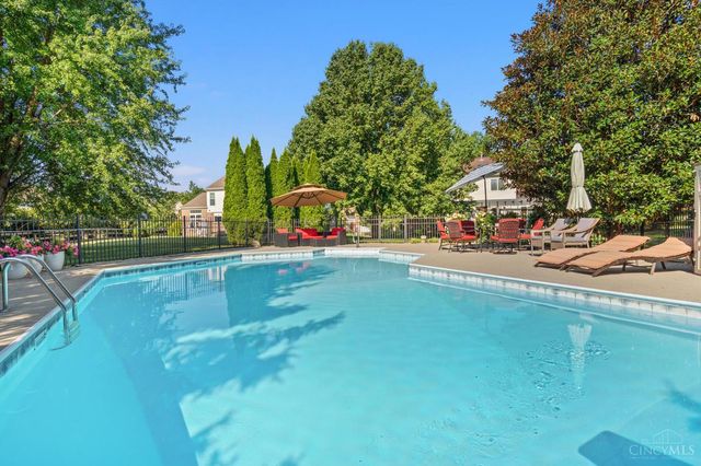 218 Silver Fox Court, Loveland, OH 45140