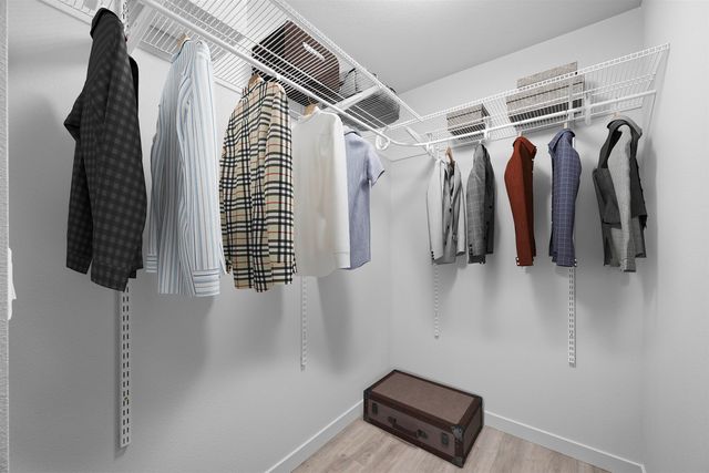 820 E Crown Ave, Spokane, WA 99207