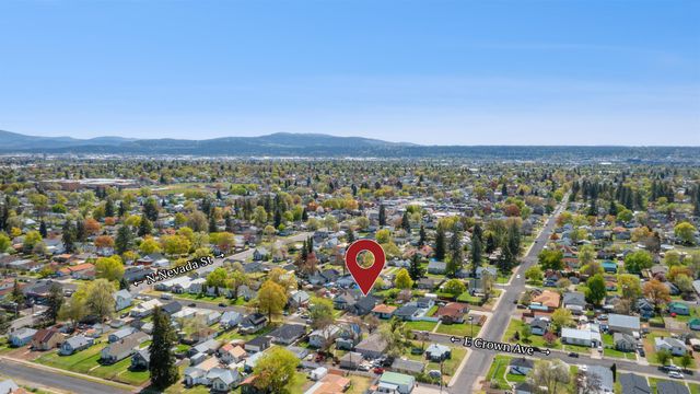 820 E Crown Ave, Spokane, WA 99207