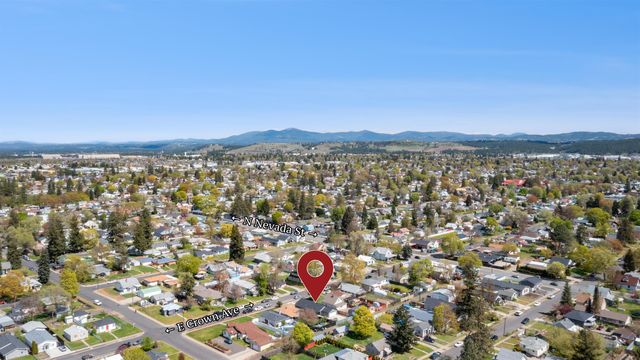 820 E Crown Ave, Spokane, WA 99207