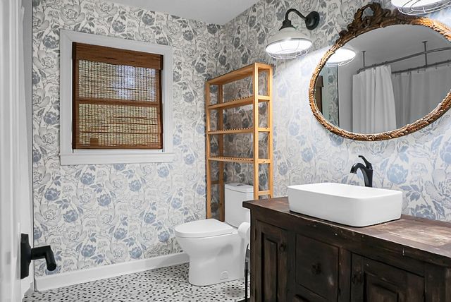 1014 S Main Street, Summerville, SC 29483