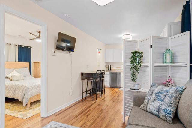 1014 S Main Street, Summerville, SC 29483