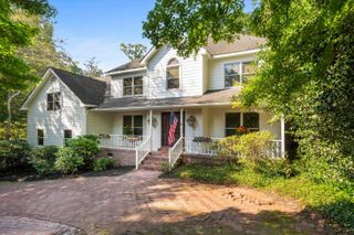 1014 S Main Street, Summerville, SC 29483