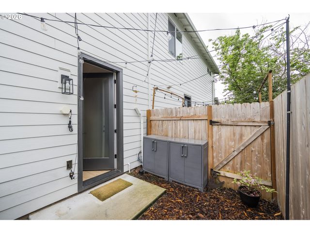 6272 Ne 6TH Ave, Portland, OR 97211