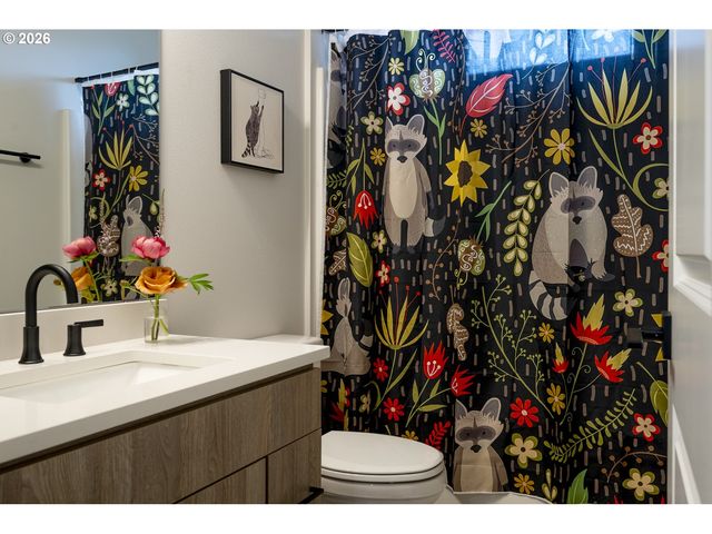 6272 Ne 6TH Ave, Portland, OR 97211