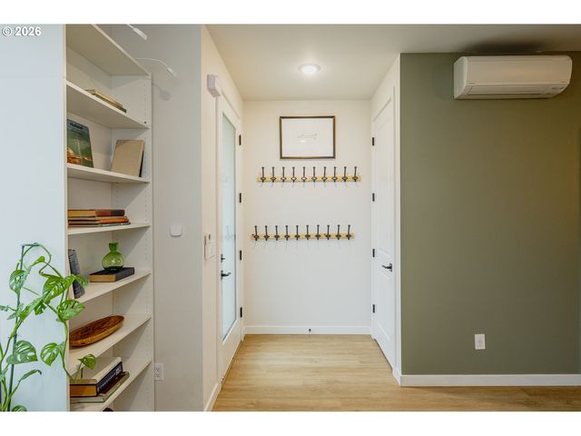 6272 Ne 6TH Ave, Portland, OR 97211
