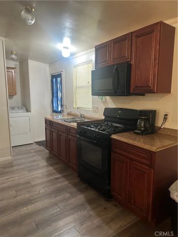 3424 W Washington 539, Santa Ana, CA 92703