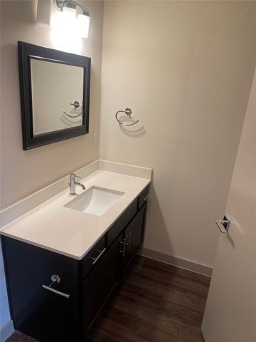 2806 Reagan Street 205, Dallas, TX 75219