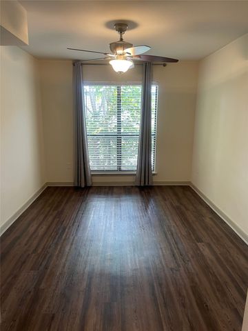 2806 Reagan Street 205, Dallas, TX 75219