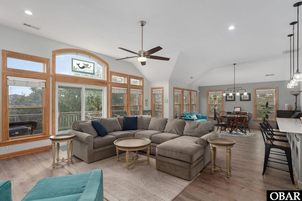 Image 6 of property listing at 304 Duck Road Lot 13, Southern Shores, NC 27949