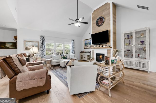 185 Cedara Drive, Newnan, GA 30263