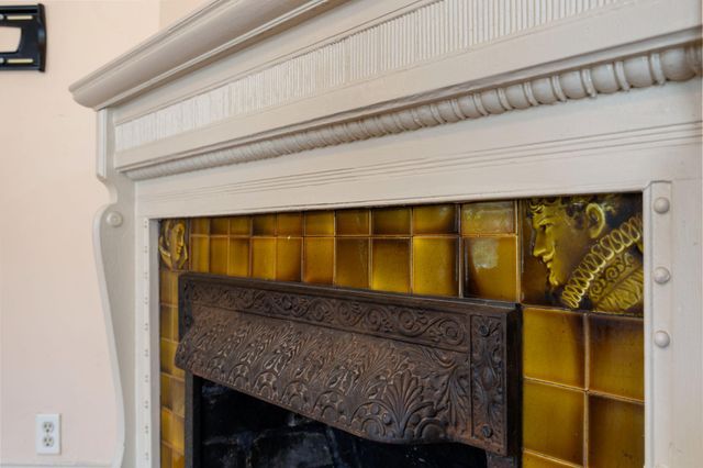 709 7th Street SE, Minneapolis, MN 55414