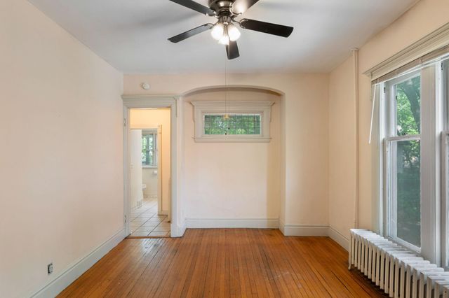 709 7th Street SE, Minneapolis, MN 55414