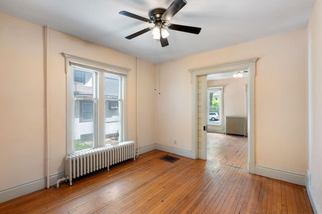 709 7th Street SE, Minneapolis, MN 55414