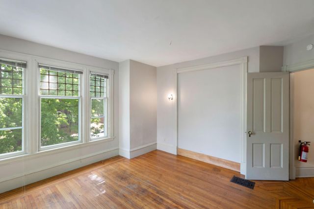 709 7th Street SE, Minneapolis, MN 55414