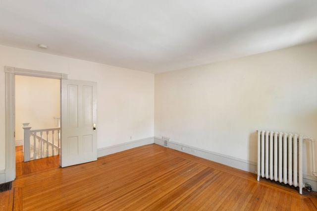 709 7th Street SE, Minneapolis, MN 55414