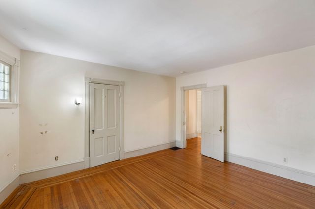 709 7th Street SE, Minneapolis, MN 55414