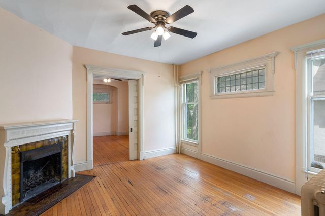 709 7th Street SE, Minneapolis, MN 55414