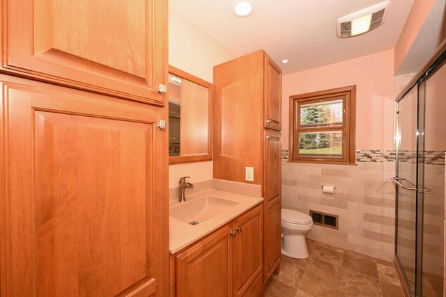 11920 W Arthur STREET, Milwaukee, WI 53227