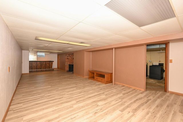 11920 W Arthur STREET, Milwaukee, WI 53227