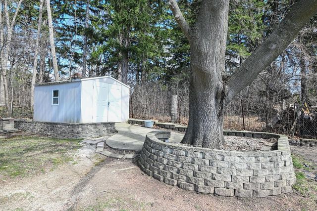 11920 W Arthur STREET, Milwaukee, WI 53227