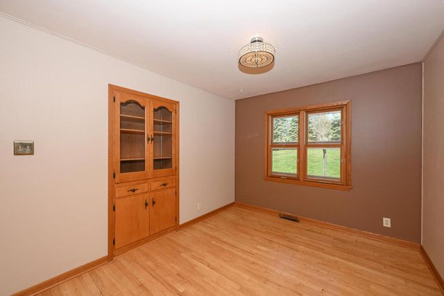 11920 W Arthur STREET, Milwaukee, WI 53227