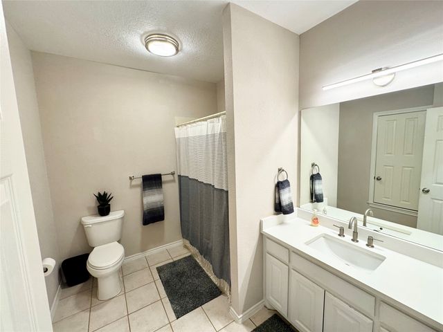 26035 Heartwood Drive 412, Whitney, TX 76692