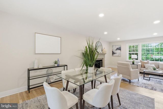 9312 HAMILTON DR, Fairfax, VA 22031