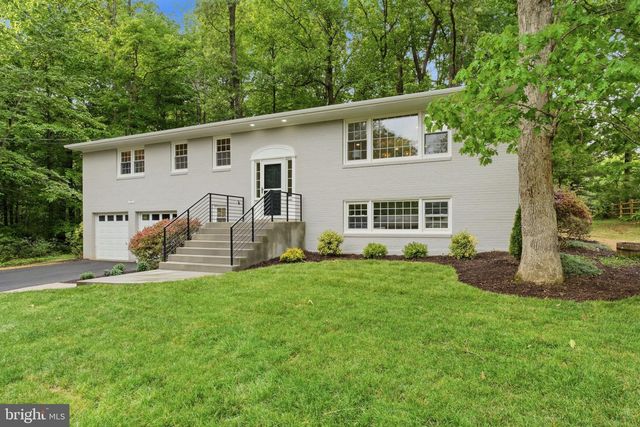 9312 HAMILTON DR, Fairfax, VA 22031