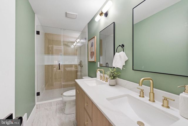 9312 HAMILTON DR, Fairfax, VA 22031