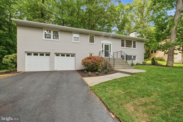 9312 HAMILTON DR, Fairfax, VA 22031