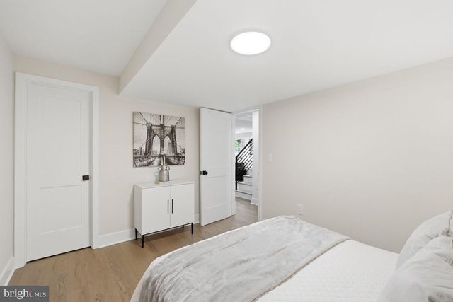 9312 HAMILTON DR, Fairfax, VA 22031