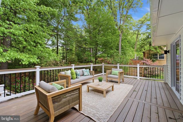 9312 HAMILTON DR, Fairfax, VA 22031