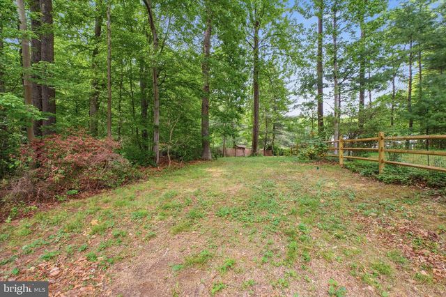 9312 HAMILTON DR, Fairfax, VA 22031