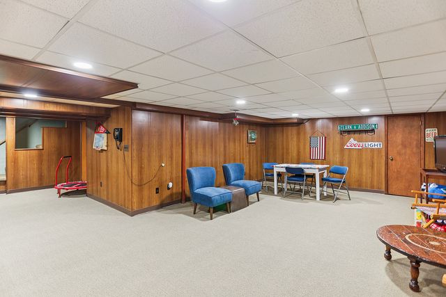 215 Wheeler Avenue, Joliet, IL 60436