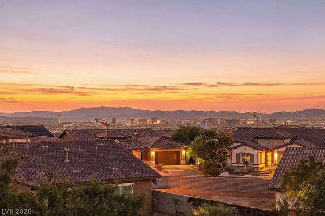 286 Lindura Court, Las Vegas, NV 89138