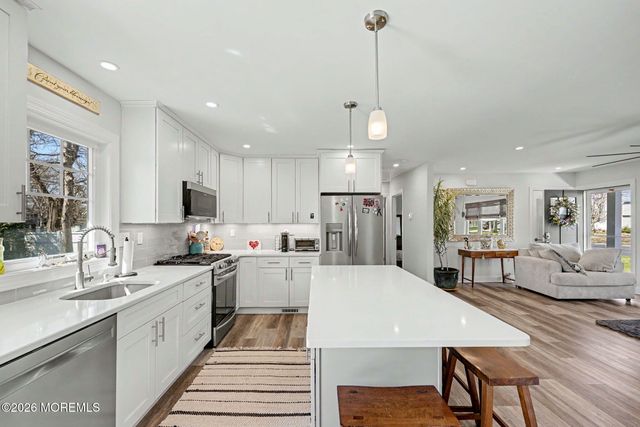 1146 Kenton Drive, Toms River, NJ 08753