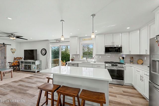 1146 Kenton Drive, Toms River, NJ 08753
