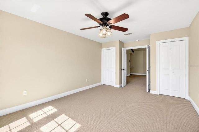 19056 NW 72ND AVENUE, Alachua, FL 32615