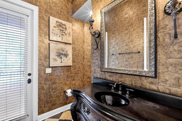 19056 NW 72ND AVENUE, Alachua, FL 32615