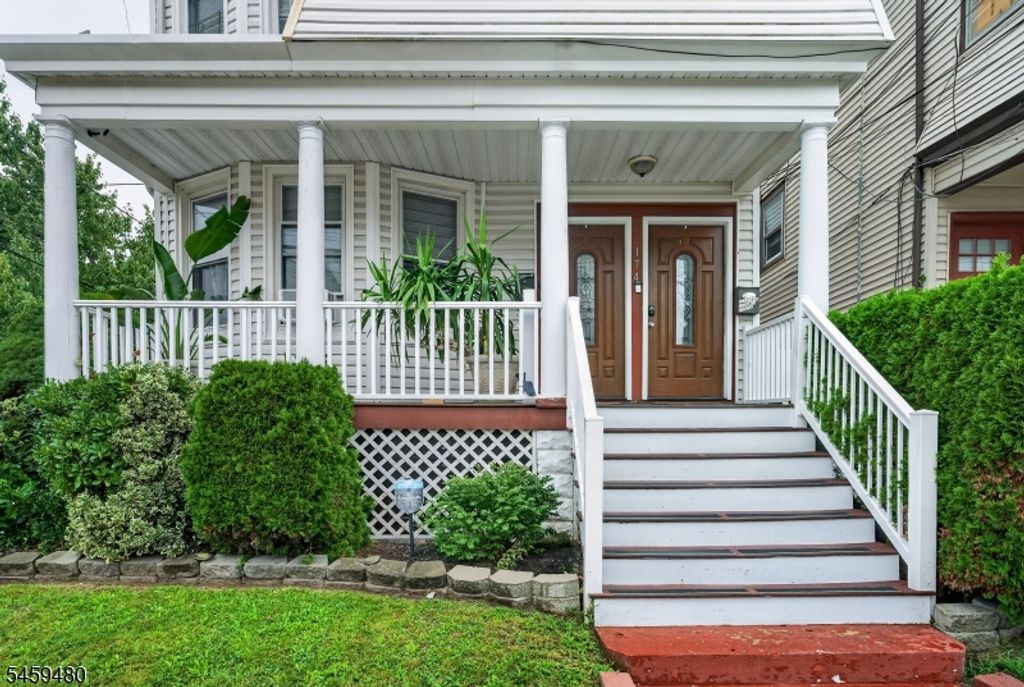 174 Laurel Ave, Irvington Twp., NJ 07111 — photo 2