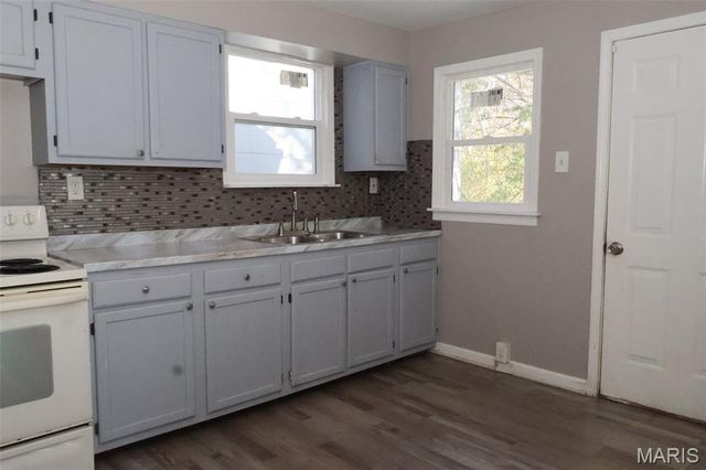 5460 Hamilton Avenue, Jennings, MO 63136