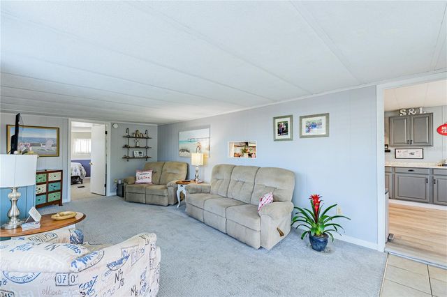 37218 SANDRA AVENUE, Zephyrhills, FL 33542