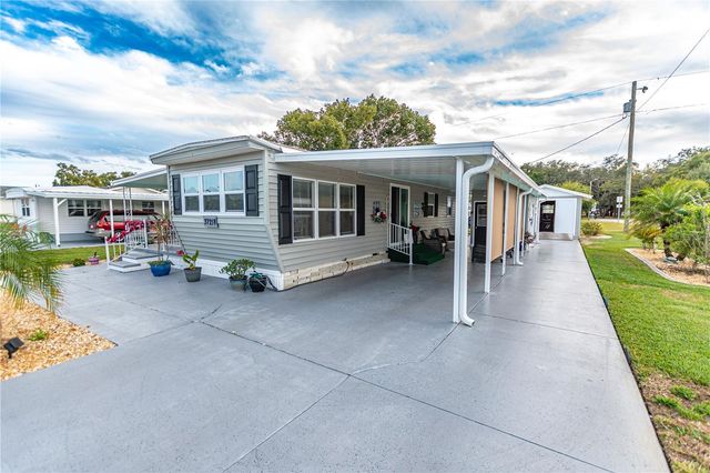 37218 SANDRA AVENUE, Zephyrhills, FL 33542