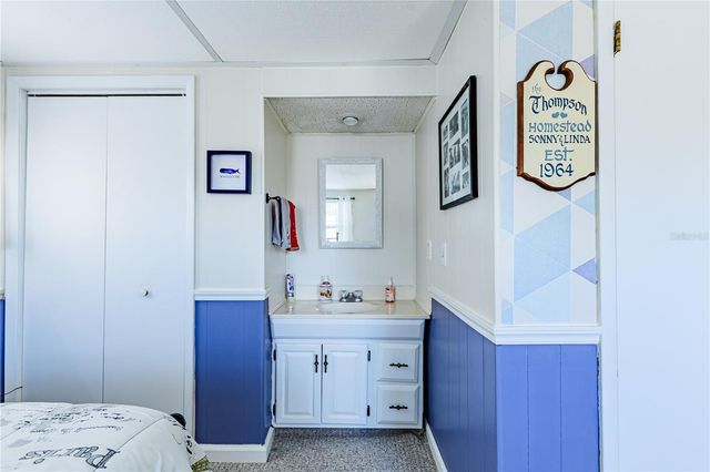 37218 SANDRA AVENUE, Zephyrhills, FL 33542