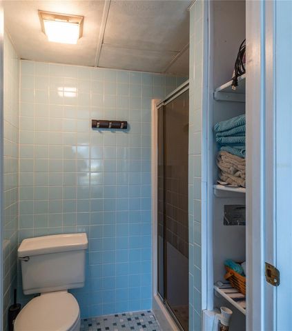 37218 SANDRA AVENUE, Zephyrhills, FL 33542